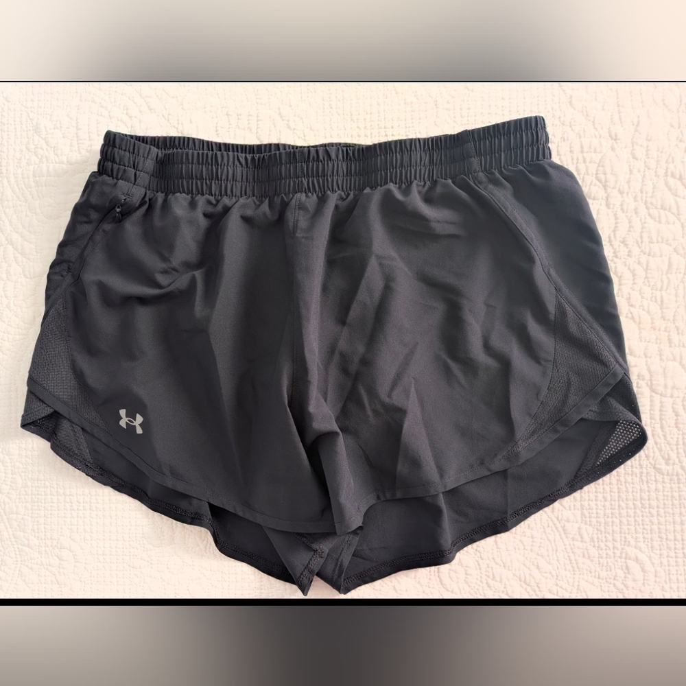 Womens Under Armour Shorts Fly by 3” Black Large Style #1382438